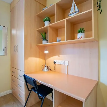 Сasa de vacaciones 103 - The Townhouse At Gort Na Coiribe By Shortstays *