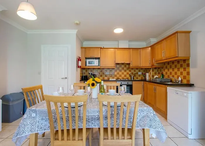 103 - The Townhouse At Gort Na Coiribe By Shortstays 別荘 *