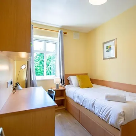 103 - The Townhouse At Gort Na Coiribe By Shortstays - Sleeps 6 Ferienhaus